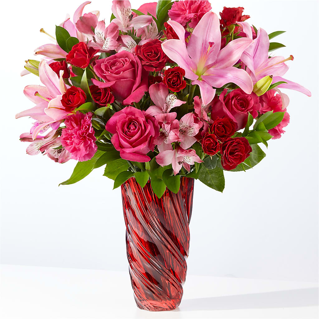 In Love Bouquet with Luxe Swirl Vase – Linda Floral, Burlington NC