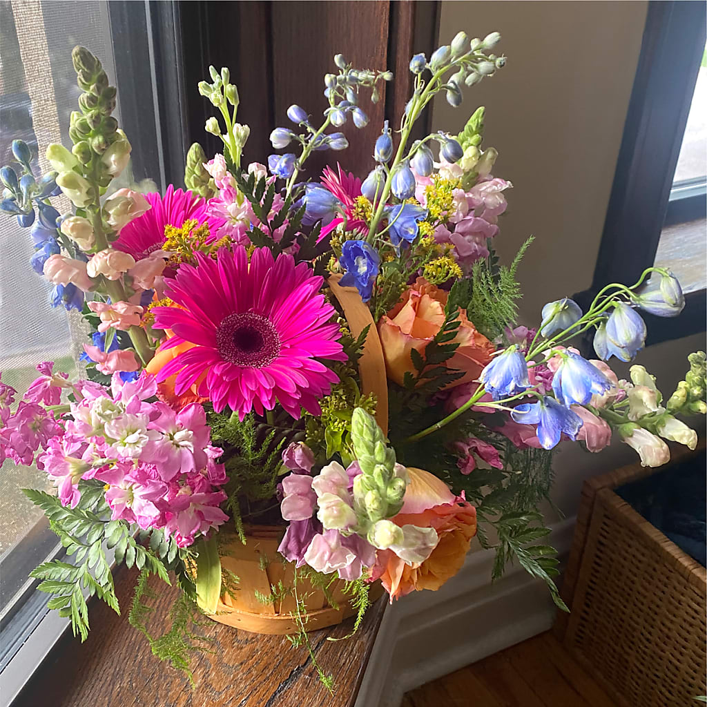 Garden of Life Basket –  Linda Floral, Burlington NC